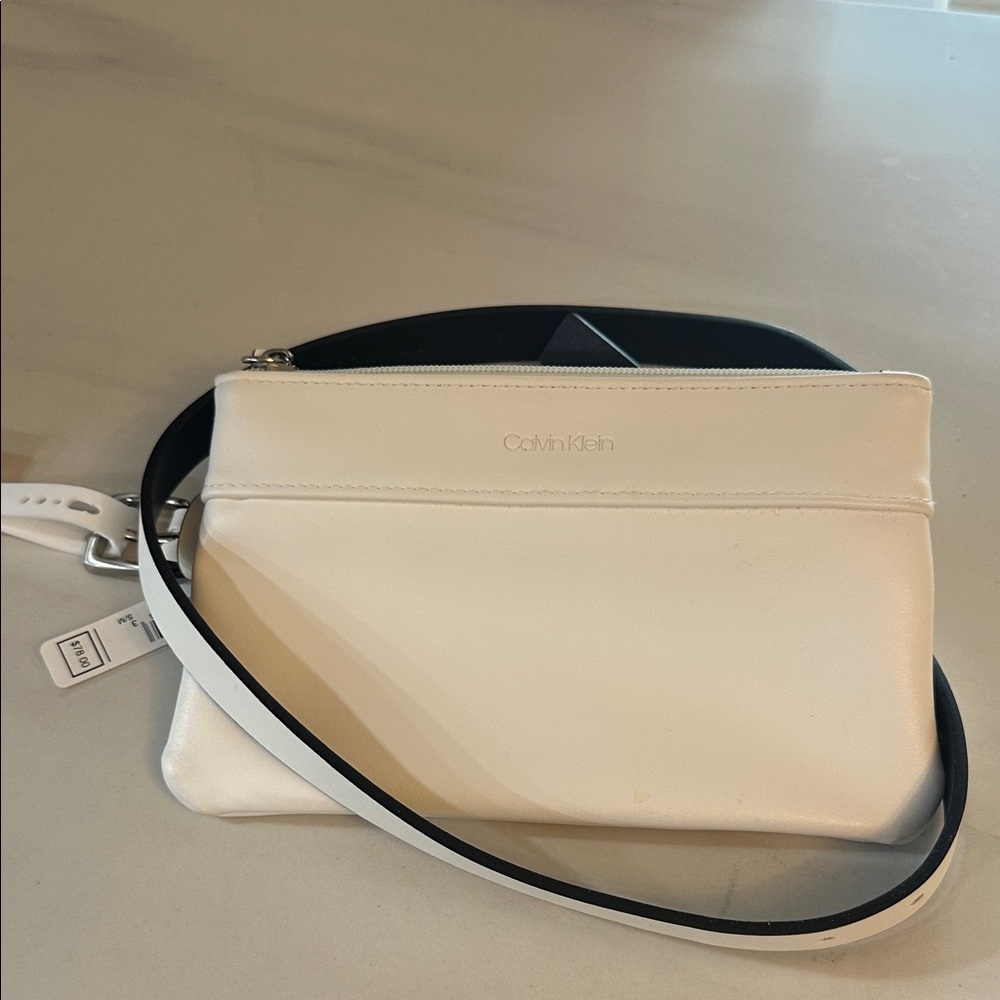 NWT Calvin Klein White Crossbody Bag